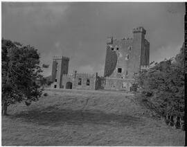 Knappogue Castle