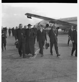 Cardinal Cushing arrives at Shannon