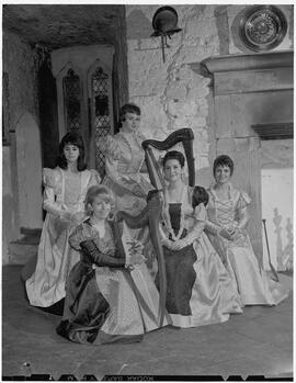 Bunratty Castle medieval hostesses