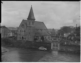 Feature on haunted pub in a graveyard in Limerick