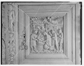 Bunratty Castle - The Nativity, Flemish oak cupboard