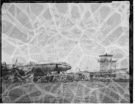 Aerlinte aircraft in front of Shannon Control Tower