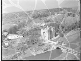 Aerial shot of Bunratty Castle and Hotel