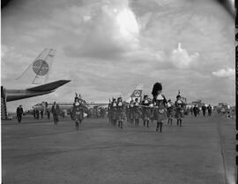 London girls piper band