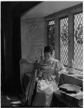 Miss Fionnula O'Sullivan at Bunratty Castle