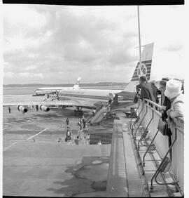 Jets on ramp