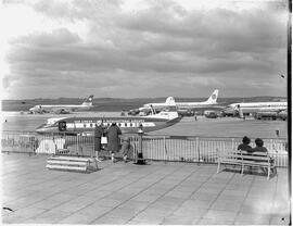 Jets on ramp