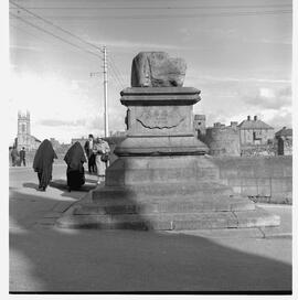 View of Limerick - Thomond Bridge and the Treaty Stone