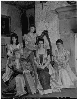 Bunratty Castle medieval hostesses