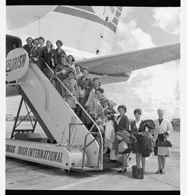 Group of nurses on Aer Lingus steps