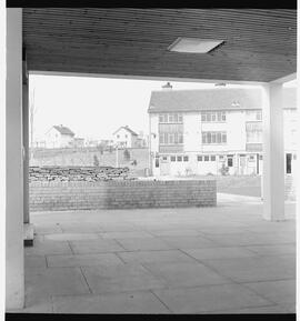 Shopping centre and housing in Shannon