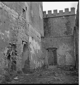 Interior of Knappogue Castle