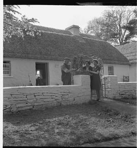 Hearts and flowers group at Bunratty