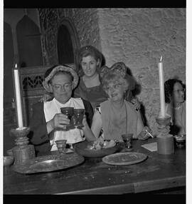 Colonel and Mrs C.Q. de Finniak, from San Francisco, California