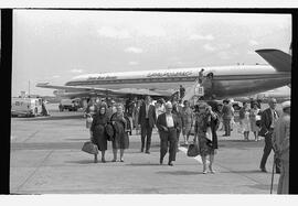 United Arab Airlines Comet on ramp