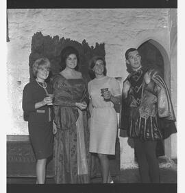 Home Tour - Mrs Nancy T. Worden and Miss Gail Knickerbocker