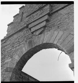 Birchfield House - archway