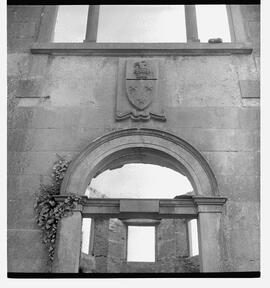 Cullaun House - archway
