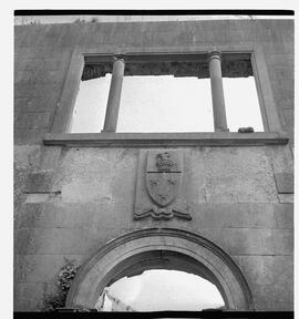 Cullaun House - archway
