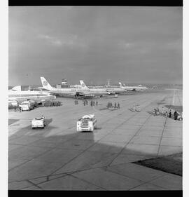 Planes on ramp